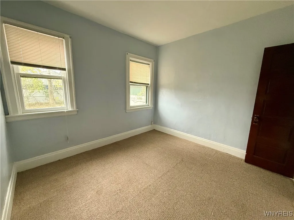 82 Albany Street, Buffalo, New York 14213, Buffalo, New York 14213, 4 Bedrooms Bedrooms, ,2 BathroomsBathrooms,Residential,Closed,82 Albany Street, Buffalo, New York 14213,0,B1574118