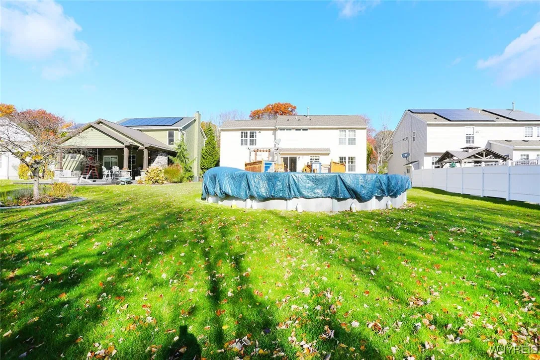 1649 Schoellkopf Road, Hamburg, New York 14085, Hamburg, New York 14085, 4 Bedrooms Bedrooms, 6 Rooms Rooms,2 BathroomsBathrooms,Residential,Closed,1649 Schoellkopf Road, Hamburg, New York 14085,0,B1574498