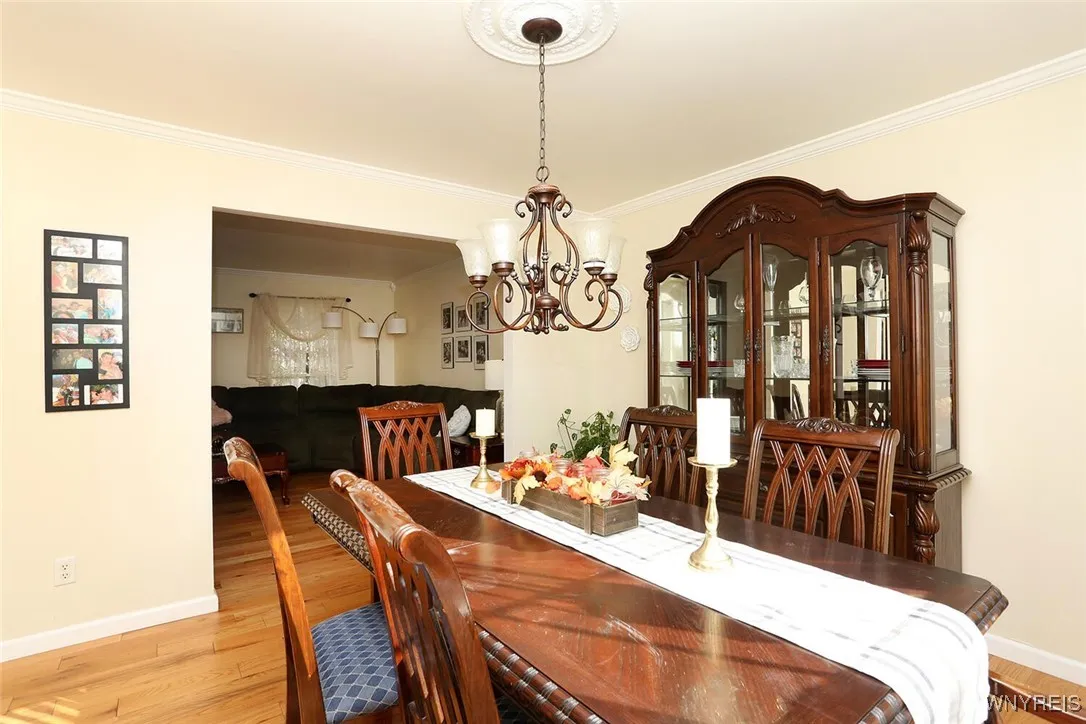 1649 Schoellkopf Road, Hamburg, New York 14085, Hamburg, New York 14085, 4 Bedrooms Bedrooms, 6 Rooms Rooms,2 BathroomsBathrooms,Residential,Closed,1649 Schoellkopf Road, Hamburg, New York 14085,0,B1574498