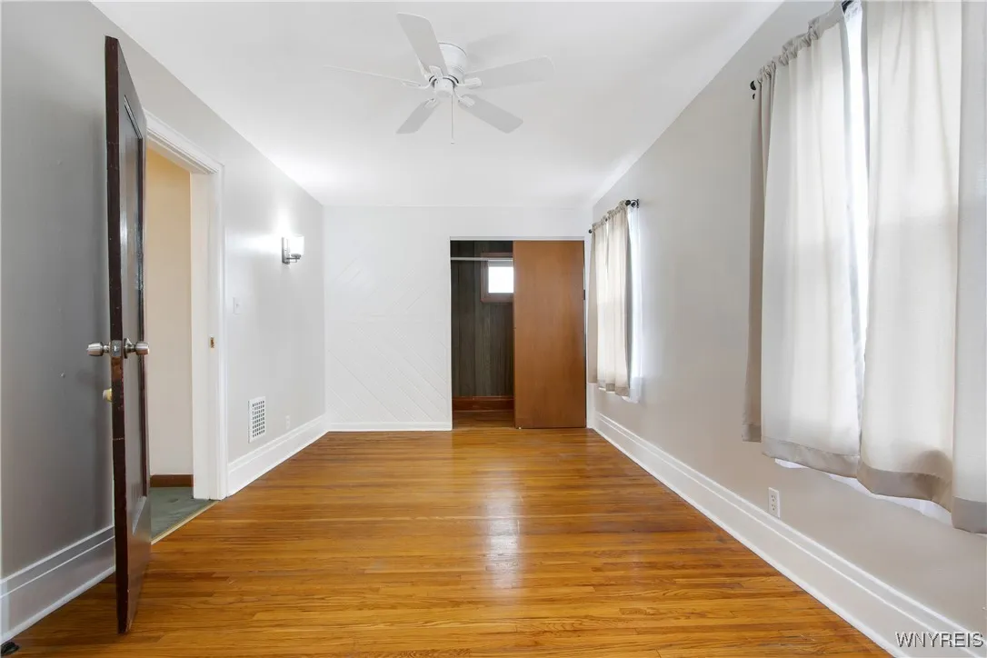 FLOOR 2 BEDROOM