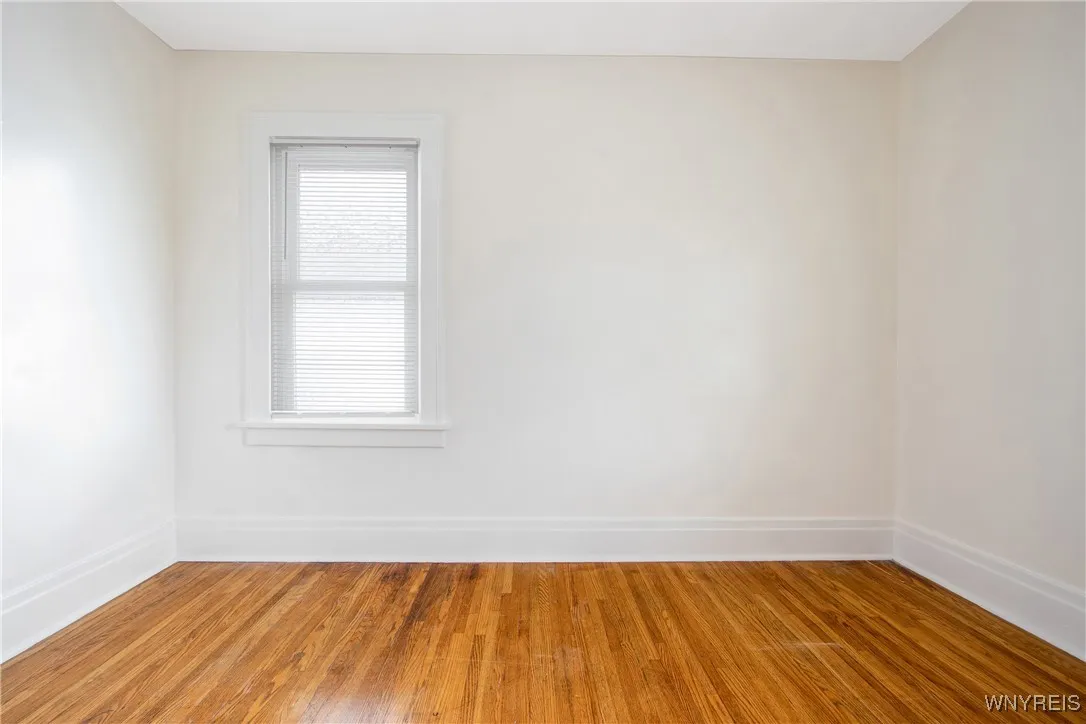 FLOOR 2 BEDROOM