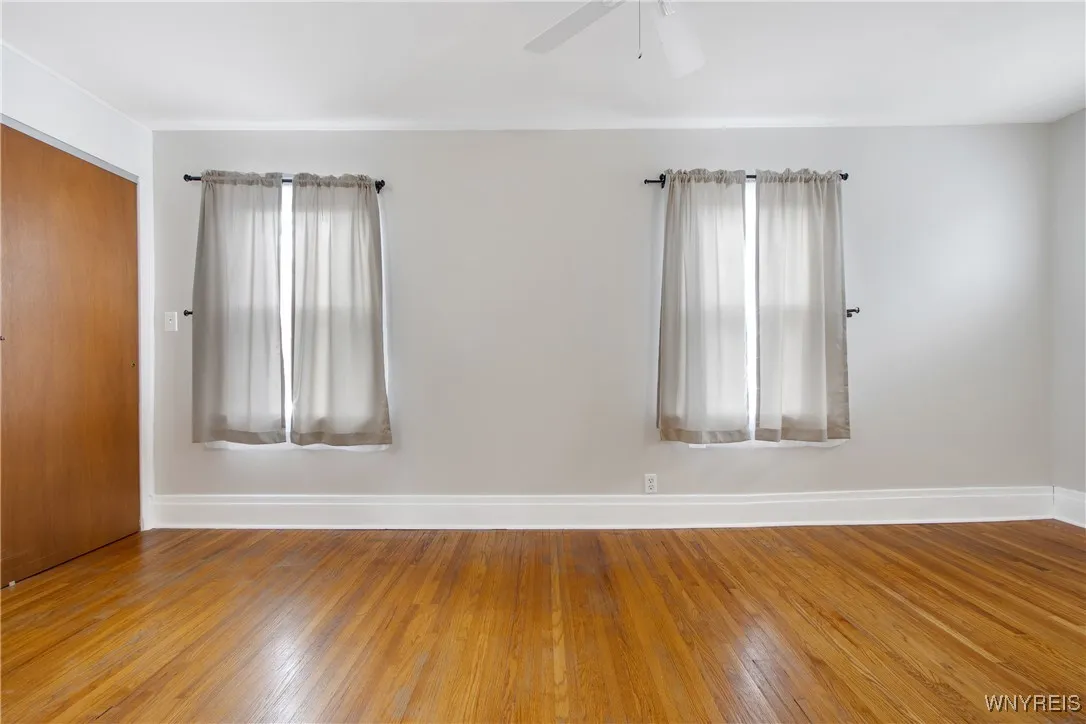 FLOOR 2 BEDROOM