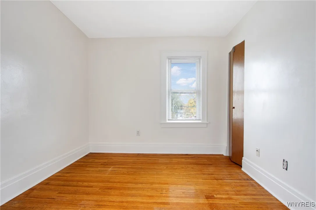 FLOOR 2 BEDROOM