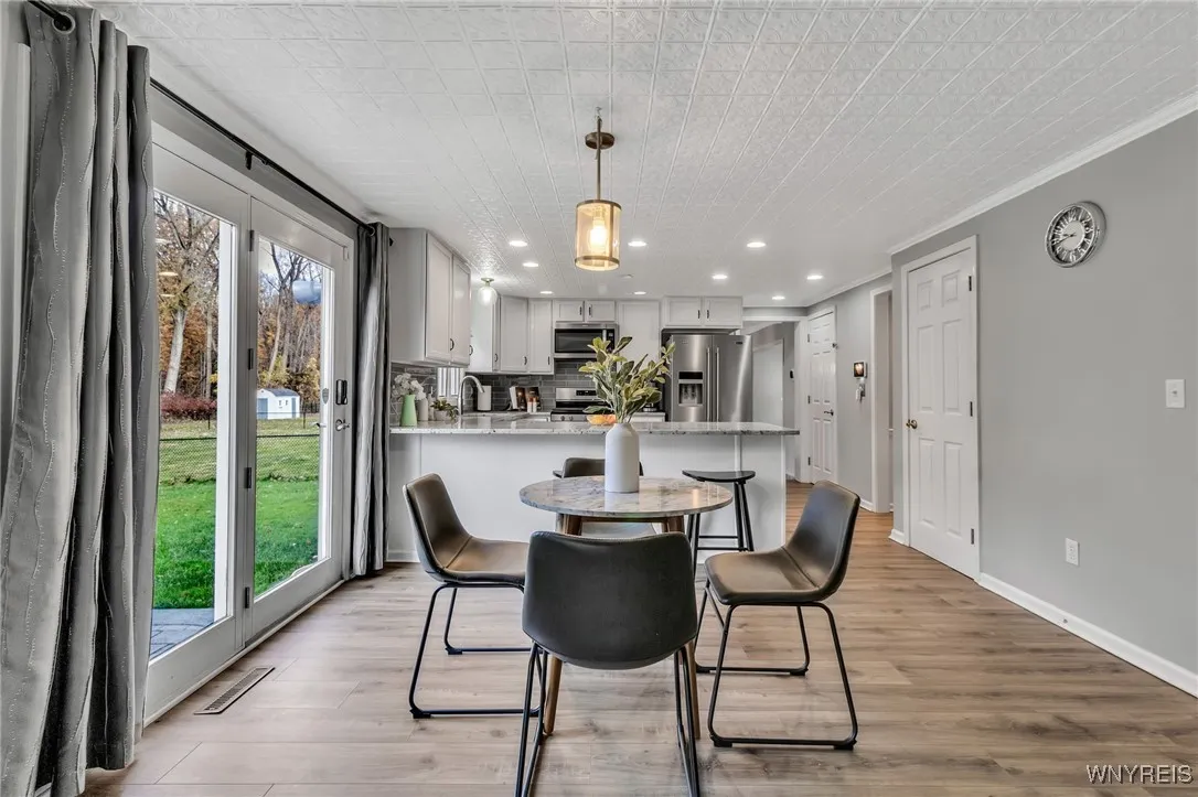 58 Sausalito Drive, Amherst, New York 14051, Amherst, New York 14051, 4 Bedrooms Bedrooms, 8 Rooms Rooms,2 BathroomsBathrooms,Residential,Closed,58 Sausalito Drive, Amherst, New York 14051,0,B1574372