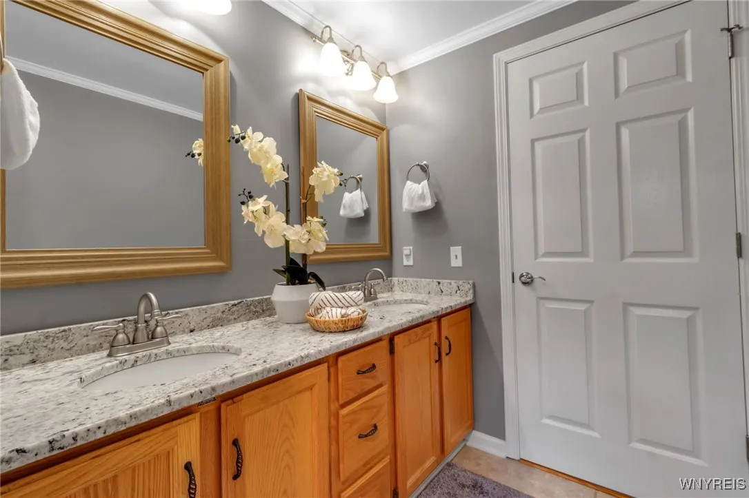 58 Sausalito Drive, Amherst, New York 14051, Amherst, New York 14051, 4 Bedrooms Bedrooms, 8 Rooms Rooms,2 BathroomsBathrooms,Residential,Closed,58 Sausalito Drive, Amherst, New York 14051,0,B1574372
