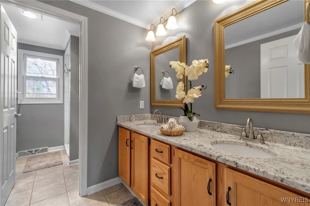 58 Sausalito Drive, Amherst, New York 14051, Amherst, New York 14051, 4 Bedrooms Bedrooms, 8 Rooms Rooms,2 BathroomsBathrooms,Residential,Closed,58 Sausalito Drive, Amherst, New York 14051,0,B1574372