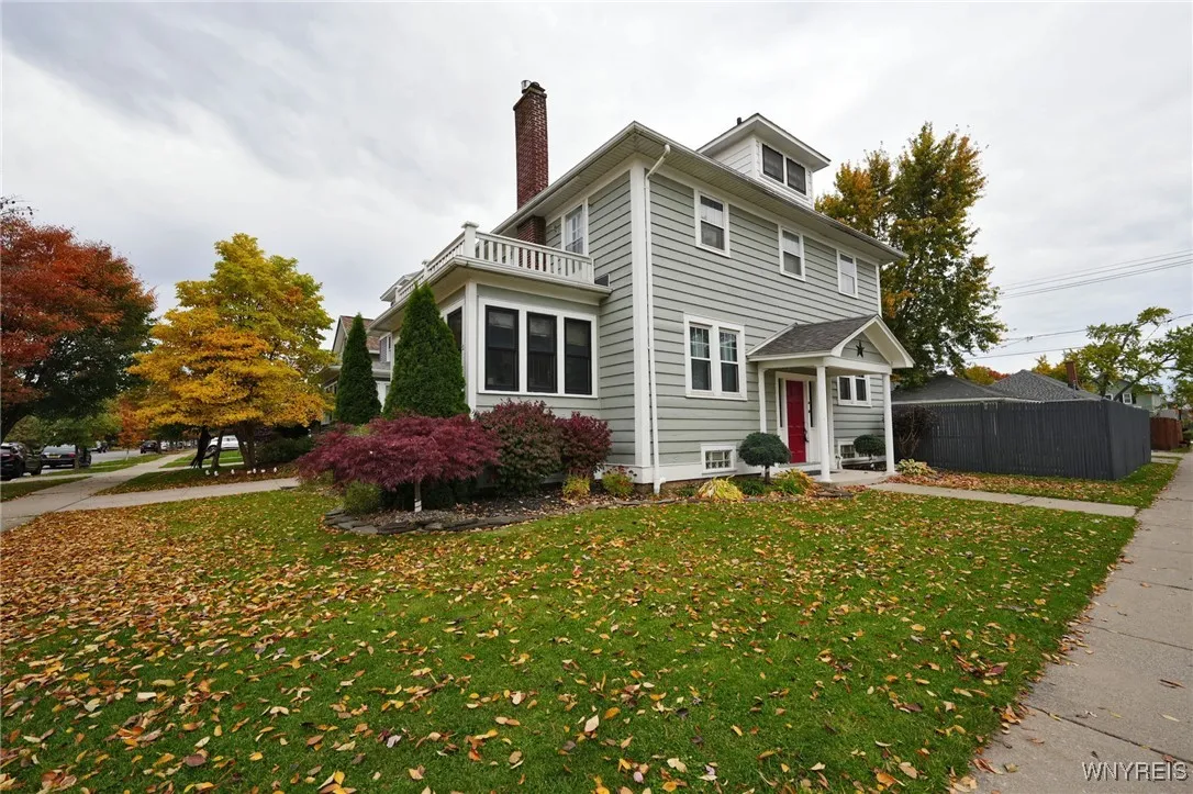 97 Lincoln Boulevard, Tonawanda-town, New York 142, Tonawanda, New York 14217, 3 Bedrooms Bedrooms, 8 Rooms Rooms,1 BathroomBathrooms,Residential,Closed,97 Lincoln Boulevard, Tonawanda-town, New York 142,0,B1574374
