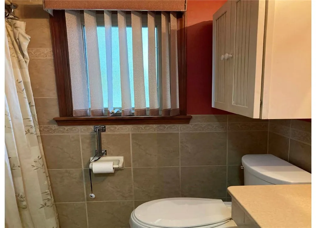 5245 Orchard Avenue, Hamburg, New York 14075, Hamburg, New York 14075, 2 Bedrooms Bedrooms, 5 Rooms Rooms,1 BathroomBathrooms,Residential,Closed,5245 Orchard Avenue, Hamburg, New York 14075,0,R1574699