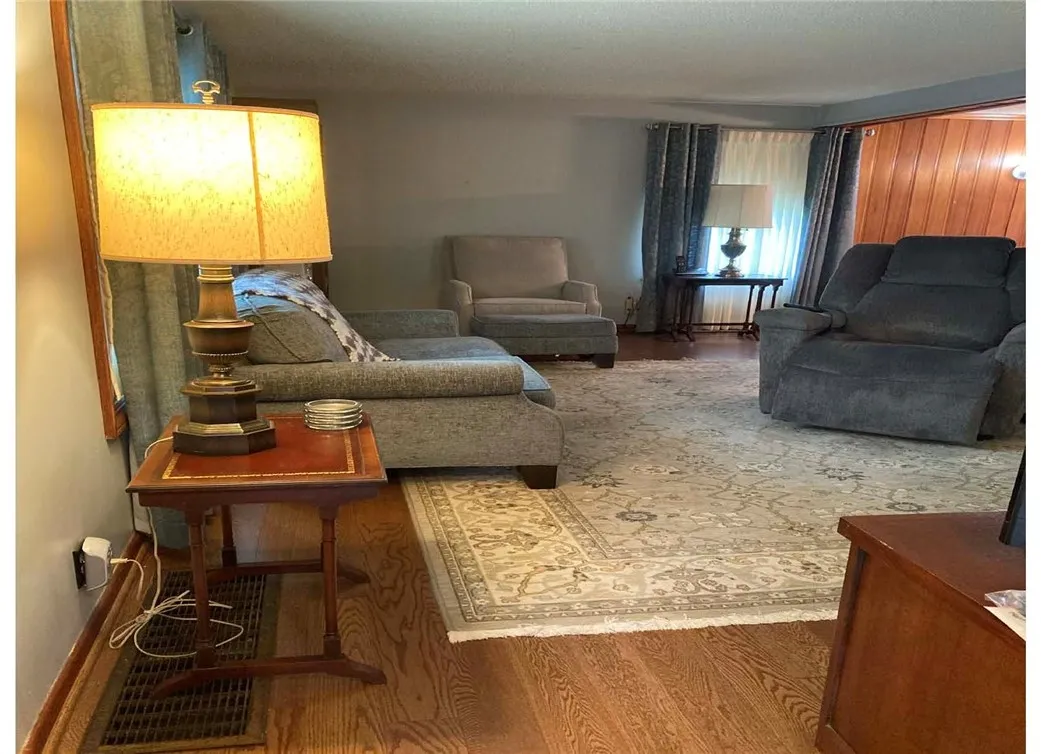 5245 Orchard Avenue, Hamburg, New York 14075, Hamburg, New York 14075, 2 Bedrooms Bedrooms, 5 Rooms Rooms,1 BathroomBathrooms,Residential,Closed,5245 Orchard Avenue, Hamburg, New York 14075,0,R1574699