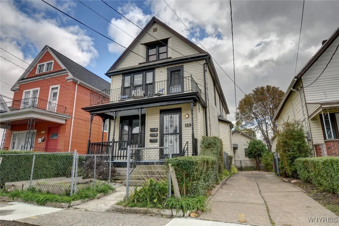 149 Hampshire Street, Buffalo, New York 14213, Buffalo, New York 14213, 6 Bedrooms Bedrooms, ,3 BathroomsBathrooms,Residential,Closed,149 Hampshire Street, Buffalo, New York 14213,0,B1573188