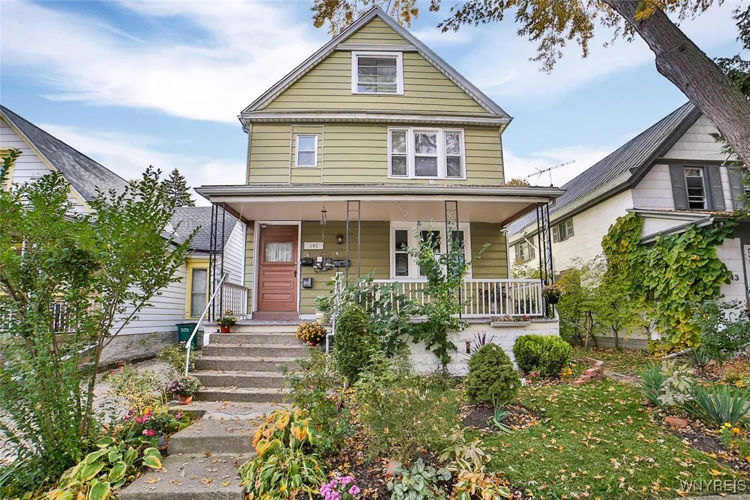 147 Parkdale Avenue, Buffalo, New York 14213, Buffalo, New York 14213, 6 Bedrooms Bedrooms, ,4 BathroomsBathrooms,Residential,Closed,147 Parkdale Avenue, Buffalo, New York 14213,0,B1574712