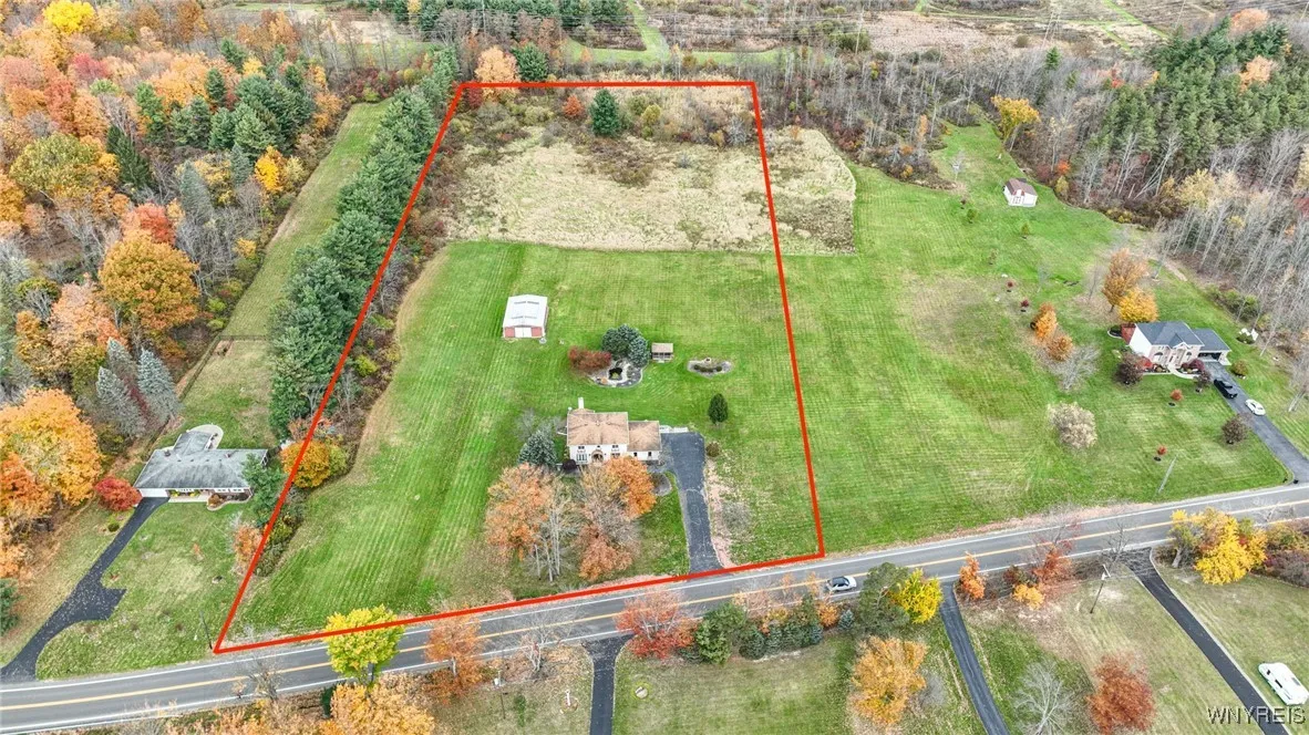 6222 Newton Road, Orchard Park, New York 14127, Orchard Park, New York 14127, 4 Bedrooms Bedrooms, 13 Rooms Rooms,2 BathroomsBathrooms,Residential,Closed,6222 Newton Road, Orchard Park, New York 14127,0,B1574496
