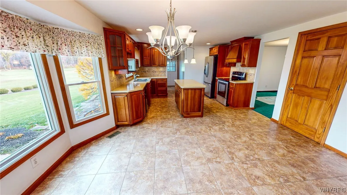 6222 Newton Road, Orchard Park, New York 14127, Orchard Park, New York 14127, 4 Bedrooms Bedrooms, 13 Rooms Rooms,2 BathroomsBathrooms,Residential,Closed,6222 Newton Road, Orchard Park, New York 14127,0,B1574496