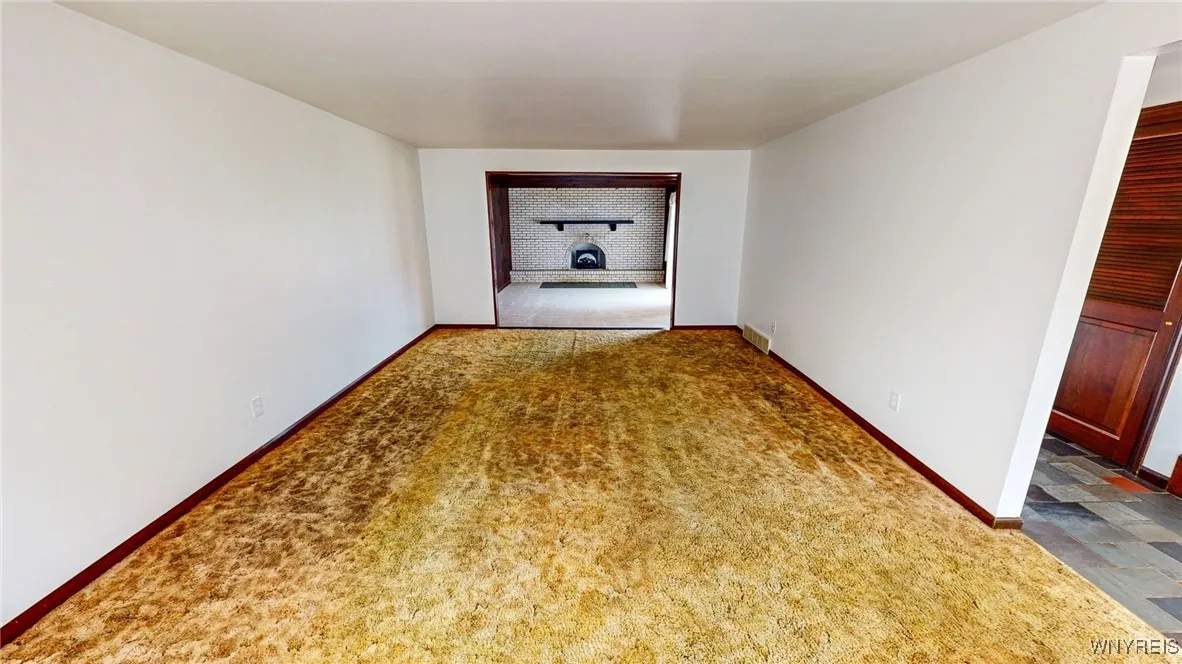 6222 Newton Road, Orchard Park, New York 14127, Orchard Park, New York 14127, 4 Bedrooms Bedrooms, 13 Rooms Rooms,2 BathroomsBathrooms,Residential,Closed,6222 Newton Road, Orchard Park, New York 14127,0,B1574496