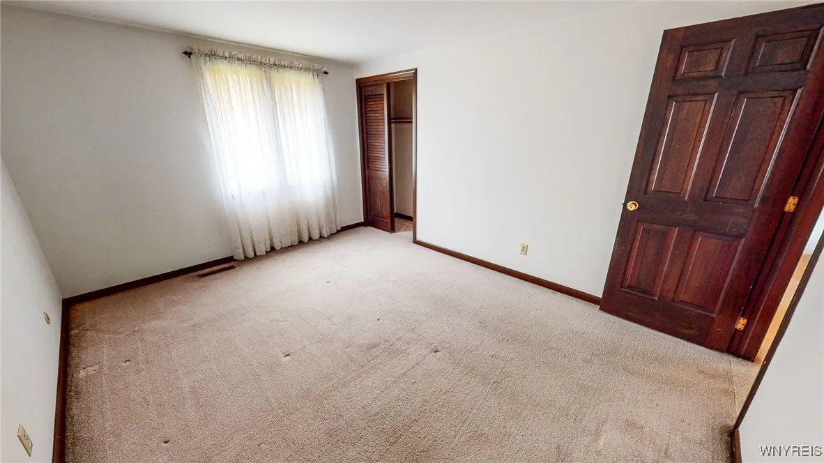 6222 Newton Road, Orchard Park, New York 14127, Orchard Park, New York 14127, 4 Bedrooms Bedrooms, 13 Rooms Rooms,2 BathroomsBathrooms,Residential,Closed,6222 Newton Road, Orchard Park, New York 14127,0,B1574496