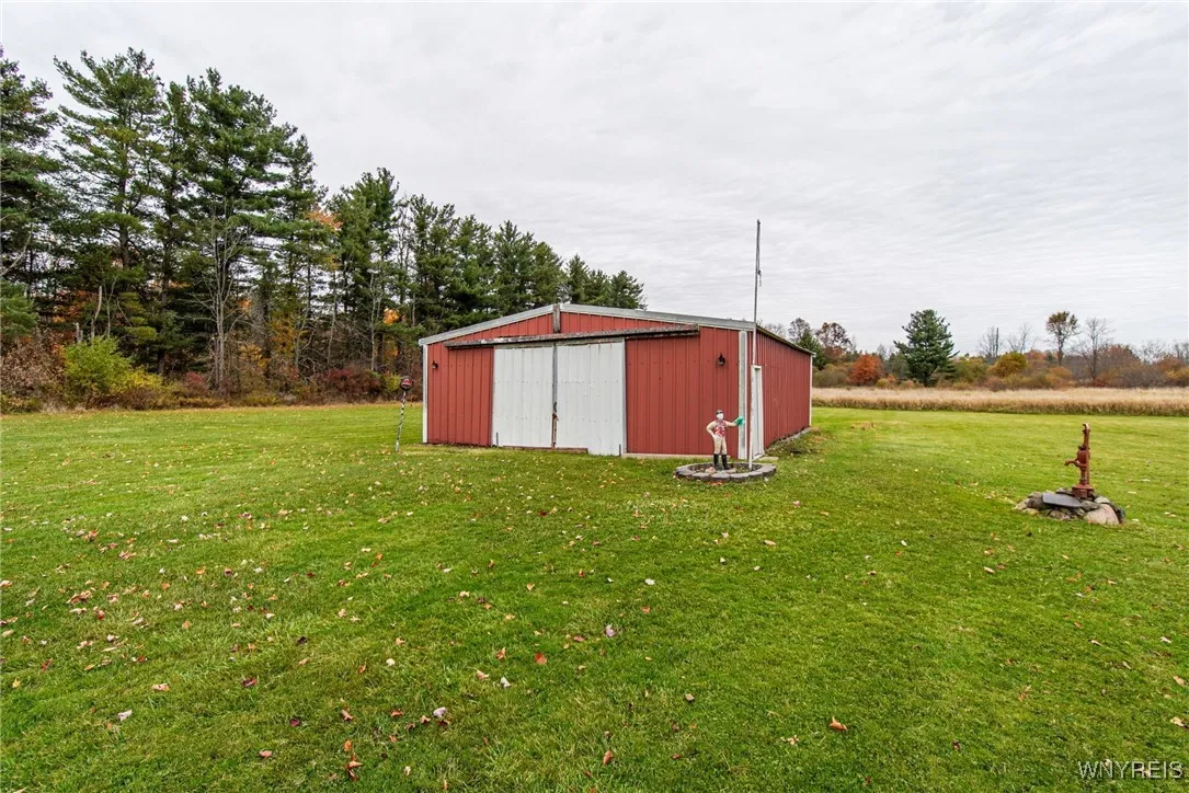 6222 Newton Road, Orchard Park, New York 14127, Orchard Park, New York 14127, 4 Bedrooms Bedrooms, 13 Rooms Rooms,2 BathroomsBathrooms,Residential,Closed,6222 Newton Road, Orchard Park, New York 14127,0,B1574496