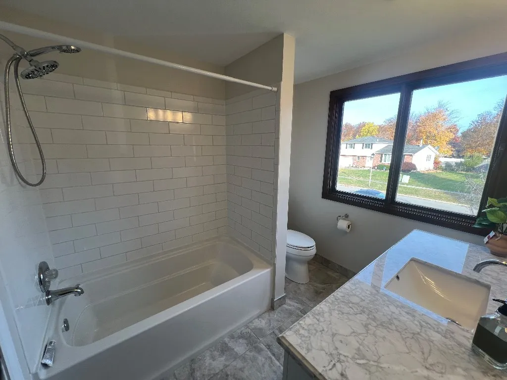 3947 Autumnway Lane, Hamburg, New York 14075, Hamburg, New York 14075, 4 Bedrooms Bedrooms, 12 Rooms Rooms,1 BathroomBathrooms,Residential,Closed,3947 Autumnway Lane, Hamburg, New York 14075,0,R1574822