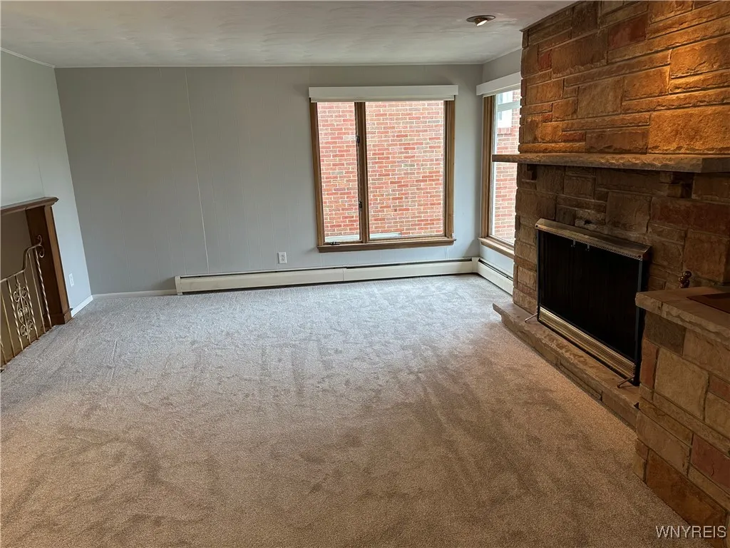 71 Curtis Parkway, Tonawanda-town, New York 14223, Tonawanda, New York 14223, 4 Bedrooms Bedrooms, 10 Rooms Rooms,2 BathroomsBathrooms,Residential,Closed,71 Curtis Parkway, Tonawanda-town, New York 14223,0,B1574793