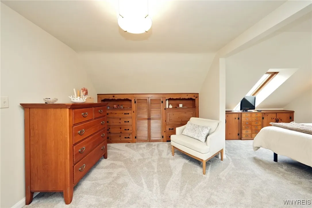 16 Harwood Drive, Amherst, New York 14226, Amherst, New York 14226, 3 Bedrooms Bedrooms, 7 Rooms Rooms,1 BathroomBathrooms,Residential,Closed,16 Harwood Drive, Amherst, New York 14226,0,B1574835