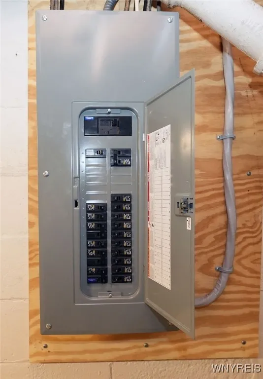 16 Harwood Drive, Amherst, New York 14226, Amherst, New York 14226, 3 Bedrooms Bedrooms, 7 Rooms Rooms,1 BathroomBathrooms,Residential,Closed,16 Harwood Drive, Amherst, New York 14226,0,B1574835