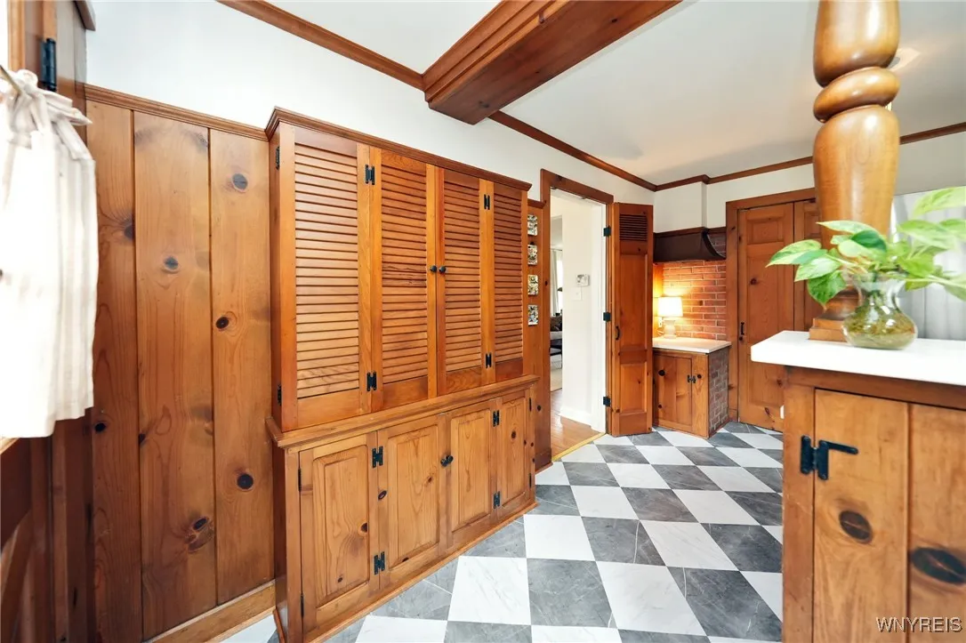 16 Harwood Drive, Amherst, New York 14226, Amherst, New York 14226, 3 Bedrooms Bedrooms, 7 Rooms Rooms,1 BathroomBathrooms,Residential,Closed,16 Harwood Drive, Amherst, New York 14226,0,B1574835