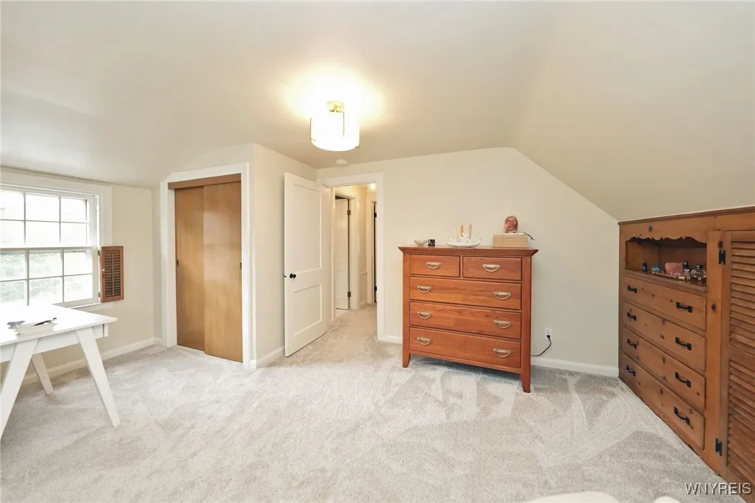 16 Harwood Drive, Amherst, New York 14226, Amherst, New York 14226, 3 Bedrooms Bedrooms, 7 Rooms Rooms,1 BathroomBathrooms,Residential,Closed,16 Harwood Drive, Amherst, New York 14226,0,B1574835