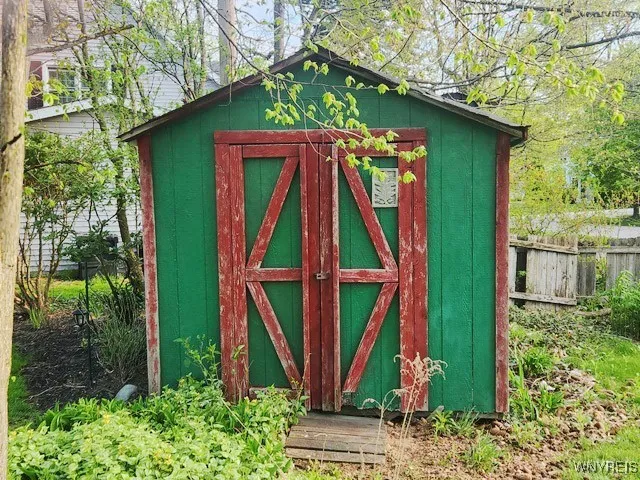 shed