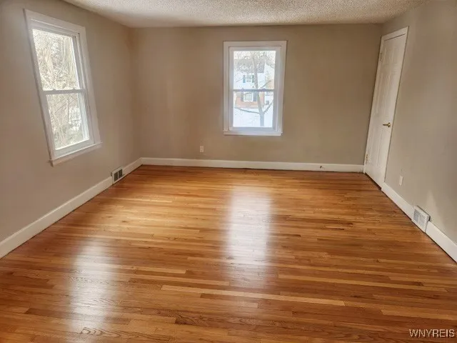36 Harper Road, Amherst, New York 14226, Amherst, New York 14226, 3 Bedrooms Bedrooms, 7 Rooms Rooms,2 BathroomsBathrooms,Residential,Closed,36 Harper Road, Amherst, New York 14226,0,B1575165