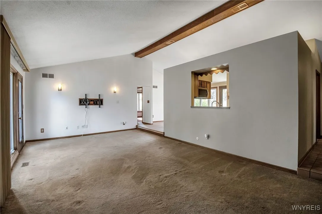 328 Bramblewood Lane, Amherst, New York 14051, Amherst, New York 14051, 3 Bedrooms Bedrooms, 6 Rooms Rooms,2 BathroomsBathrooms,Residential,Closed,328 Bramblewood Lane, Amherst, New York 14051,0,B1574998