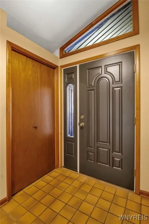 328 Bramblewood Lane, Amherst, New York 14051, Amherst, New York 14051, 3 Bedrooms Bedrooms, 6 Rooms Rooms,2 BathroomsBathrooms,Residential,Closed,328 Bramblewood Lane, Amherst, New York 14051,0,B1574998