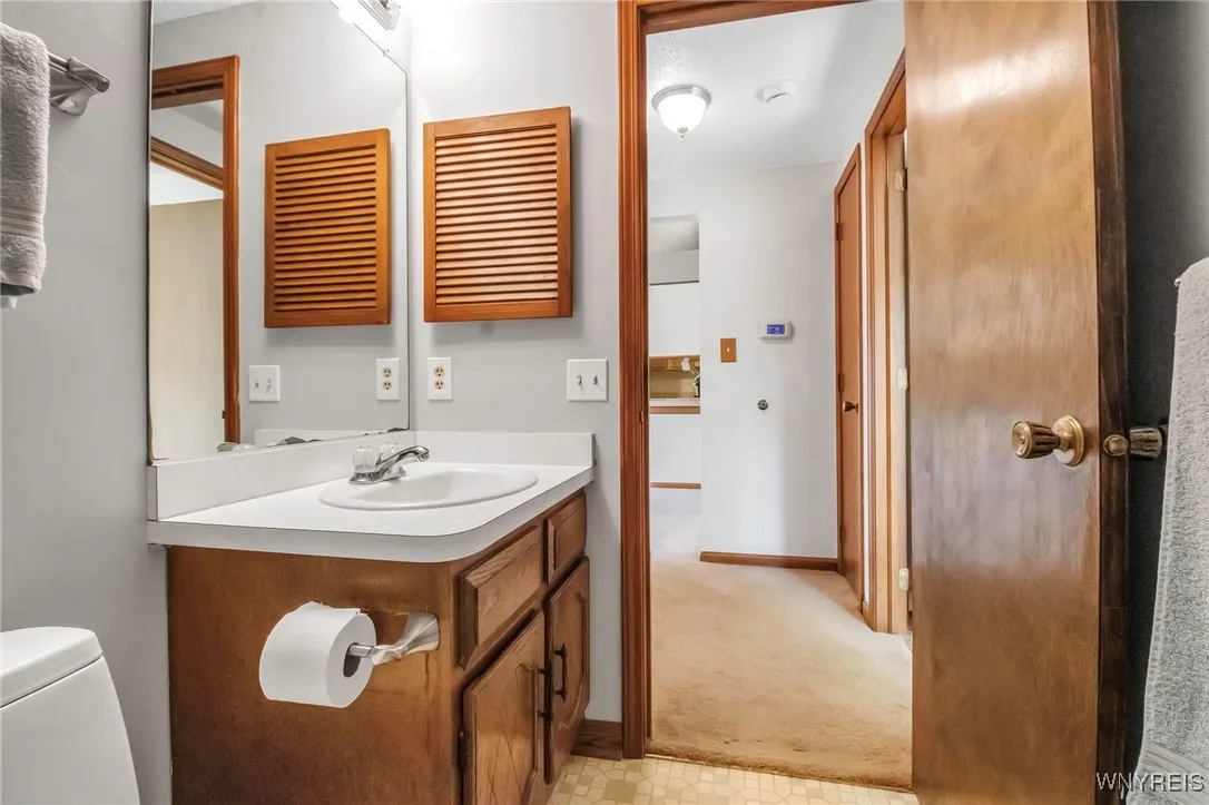 328 Bramblewood Lane, Amherst, New York 14051, Amherst, New York 14051, 3 Bedrooms Bedrooms, 6 Rooms Rooms,2 BathroomsBathrooms,Residential,Closed,328 Bramblewood Lane, Amherst, New York 14051,0,B1574998