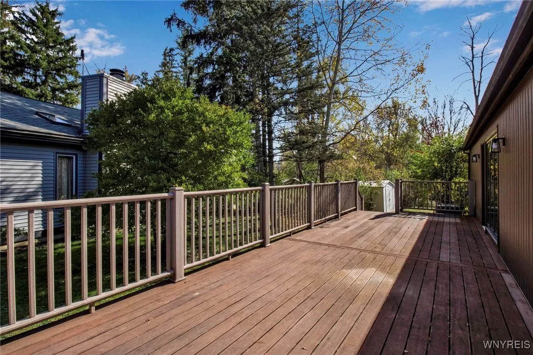 328 Bramblewood Lane, Amherst, New York 14051, Amherst, New York 14051, 3 Bedrooms Bedrooms, 6 Rooms Rooms,2 BathroomsBathrooms,Residential,Closed,328 Bramblewood Lane, Amherst, New York 14051,0,B1574998