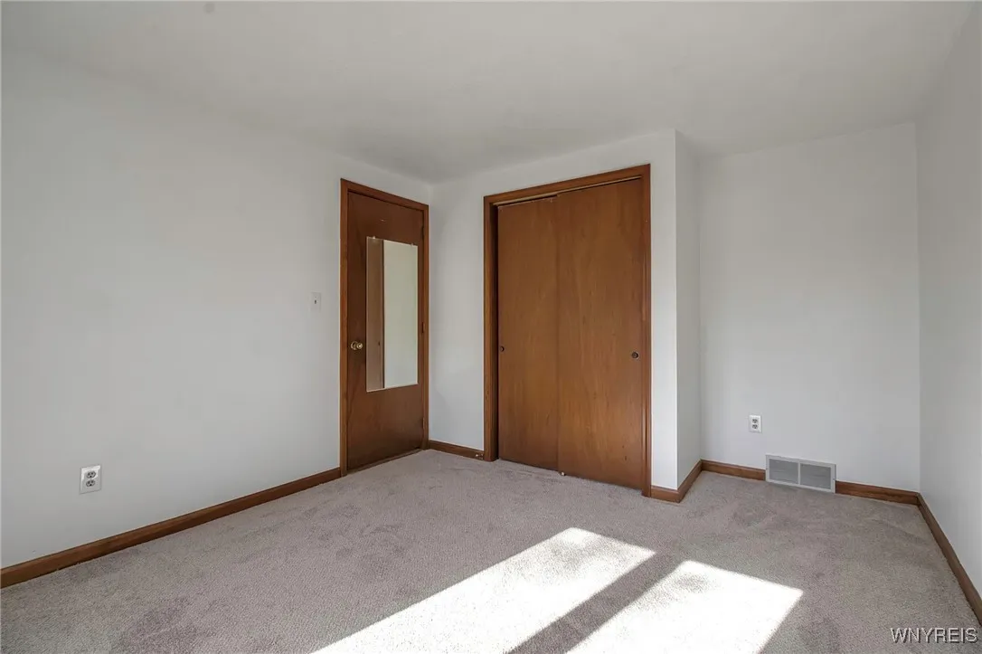 328 Bramblewood Lane, Amherst, New York 14051, Amherst, New York 14051, 3 Bedrooms Bedrooms, 6 Rooms Rooms,2 BathroomsBathrooms,Residential,Closed,328 Bramblewood Lane, Amherst, New York 14051,0,B1574998