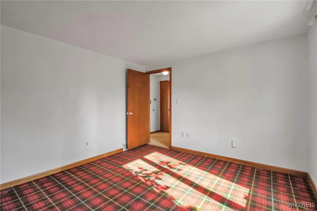 328 Bramblewood Lane, Amherst, New York 14051, Amherst, New York 14051, 3 Bedrooms Bedrooms, 6 Rooms Rooms,2 BathroomsBathrooms,Residential,Closed,328 Bramblewood Lane, Amherst, New York 14051,0,B1574998