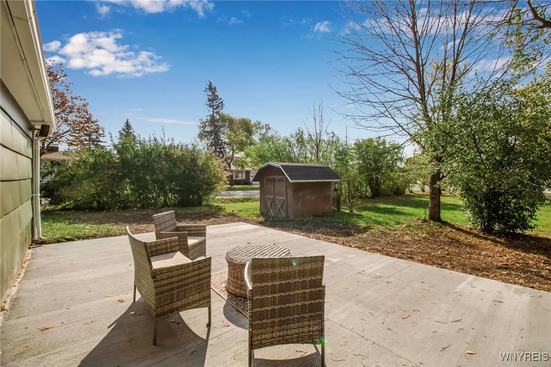 4606 Exeter Terrace, Hamburg, New York 14075, Hamburg, New York 14075, 3 Bedrooms Bedrooms, 7 Rooms Rooms,1 BathroomBathrooms,Residential,Closed,4606 Exeter Terrace, Hamburg, New York 14075,0,B1575180
