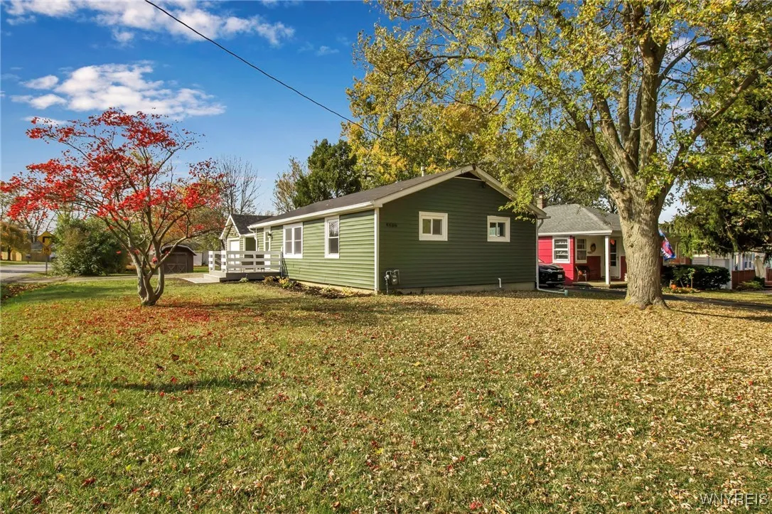 4606 Exeter Terrace, Hamburg, New York 14075, Hamburg, New York 14075, 3 Bedrooms Bedrooms, 7 Rooms Rooms,1 BathroomBathrooms,Residential,Closed,4606 Exeter Terrace, Hamburg, New York 14075,0,B1575180