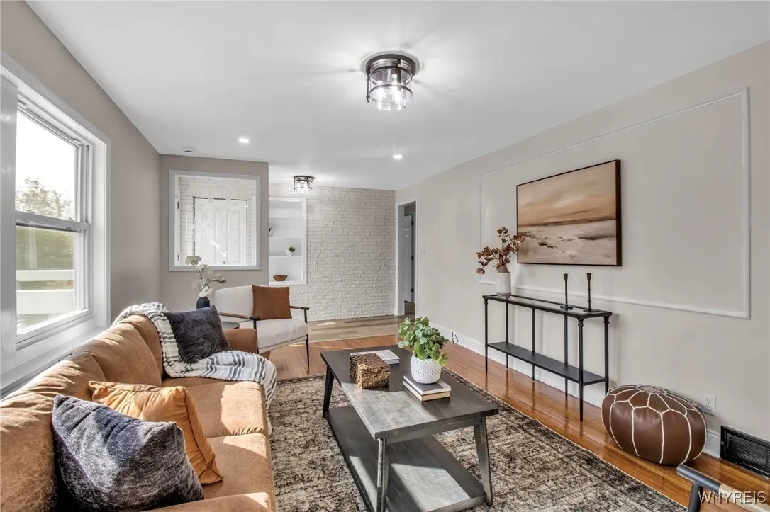 4606 Exeter Terrace, Hamburg, New York 14075, Hamburg, New York 14075, 3 Bedrooms Bedrooms, 7 Rooms Rooms,1 BathroomBathrooms,Residential,Closed,4606 Exeter Terrace, Hamburg, New York 14075,0,B1575180