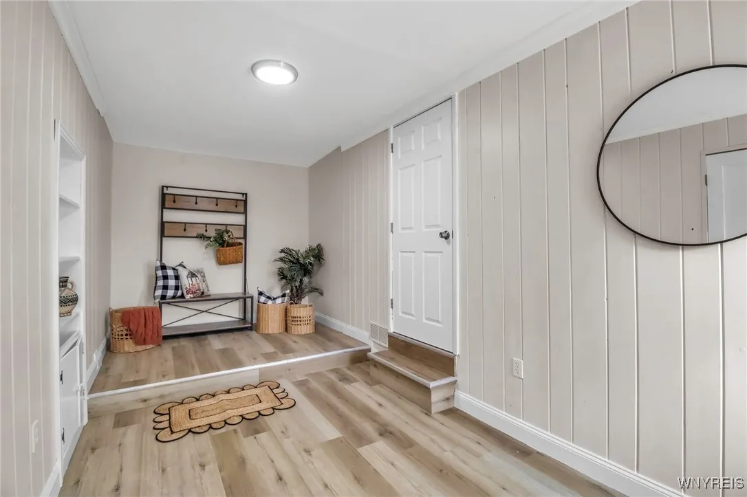 4606 Exeter Terrace, Hamburg, New York 14075, Hamburg, New York 14075, 3 Bedrooms Bedrooms, 7 Rooms Rooms,1 BathroomBathrooms,Residential,Closed,4606 Exeter Terrace, Hamburg, New York 14075,0,B1575180