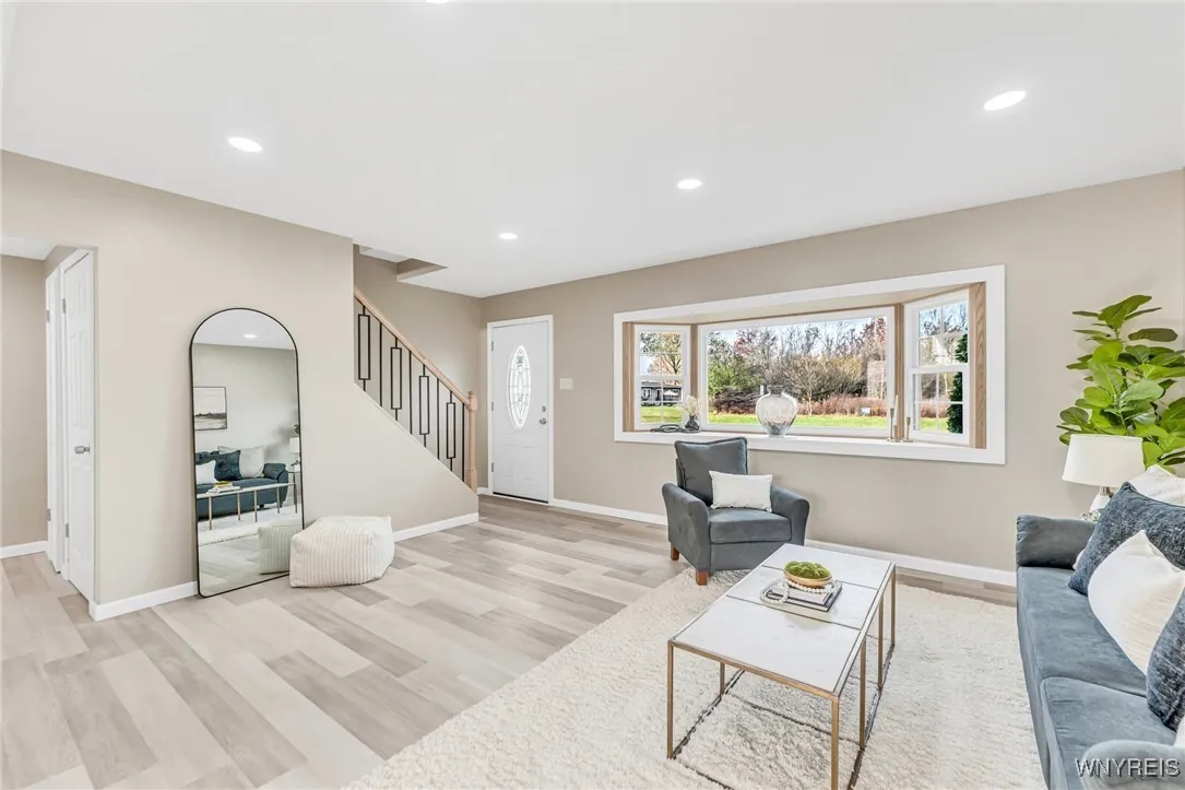 1127 Carter Drive, Grand Island, New York 14072, Grand Island, New York 14072, 3 Bedrooms Bedrooms, 7 Rooms Rooms,2 BathroomsBathrooms,Residential,Closed,1127 Carter Drive, Grand Island, New York 14072,0,B1574871