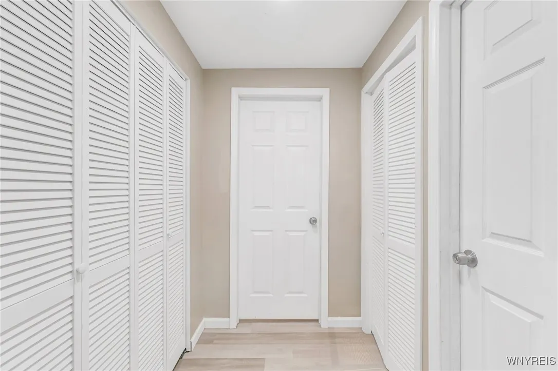 1127 Carter Drive, Grand Island, New York 14072, Grand Island, New York 14072, 3 Bedrooms Bedrooms, 7 Rooms Rooms,2 BathroomsBathrooms,Residential,Closed,1127 Carter Drive, Grand Island, New York 14072,0,B1574871