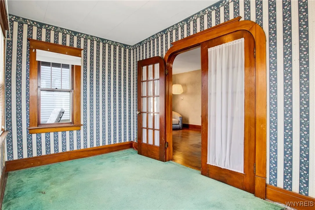 123 Esser Avenue, Buffalo, New York 14207, Buffalo, New York 14207, 2 Bedrooms Bedrooms, 5 Rooms Rooms,1 BathroomBathrooms,Residential,Closed,123 Esser Avenue, Buffalo, New York 14207,0,B1575307