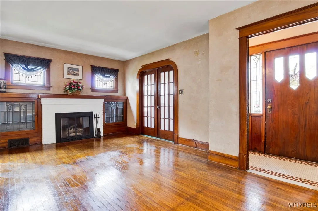123 Esser Avenue, Buffalo, New York 14207, Buffalo, New York 14207, 2 Bedrooms Bedrooms, 5 Rooms Rooms,1 BathroomBathrooms,Residential,Closed,123 Esser Avenue, Buffalo, New York 14207,0,B1575307