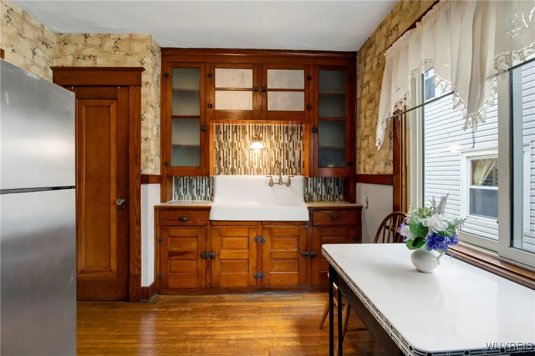 123 Esser Avenue, Buffalo, New York 14207, Buffalo, New York 14207, 2 Bedrooms Bedrooms, 5 Rooms Rooms,1 BathroomBathrooms,Residential,Closed,123 Esser Avenue, Buffalo, New York 14207,0,B1575307