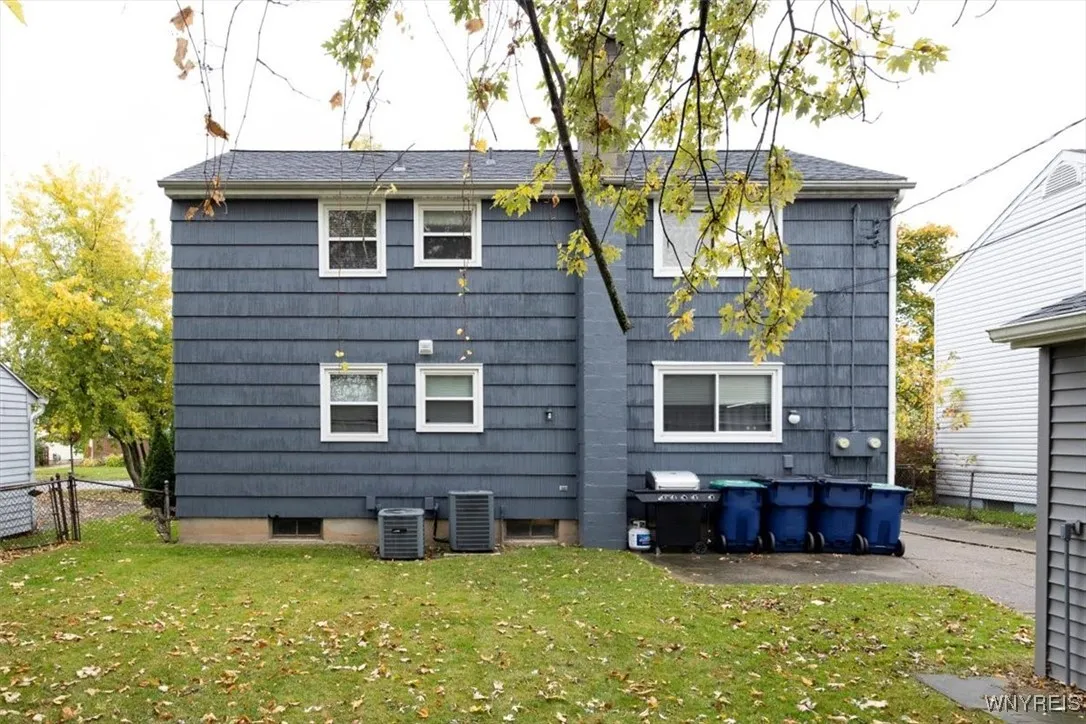 424 Springville Avenue, Amherst, New York 14226, Amherst, New York 14226, 4 Bedrooms Bedrooms, ,2 BathroomsBathrooms,Residential,Closed,424 Springville Avenue, Amherst, New York 14226,0,B1572677