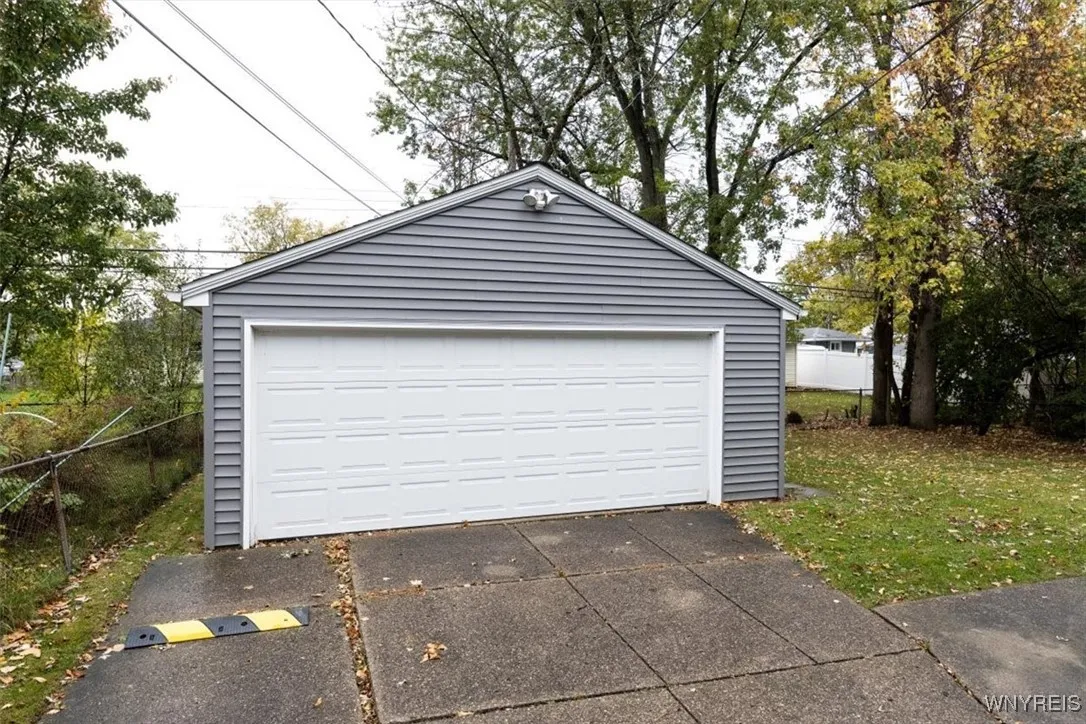 424 Springville Avenue, Amherst, New York 14226, Amherst, New York 14226, 4 Bedrooms Bedrooms, ,2 BathroomsBathrooms,Residential,Closed,424 Springville Avenue, Amherst, New York 14226,0,B1572677