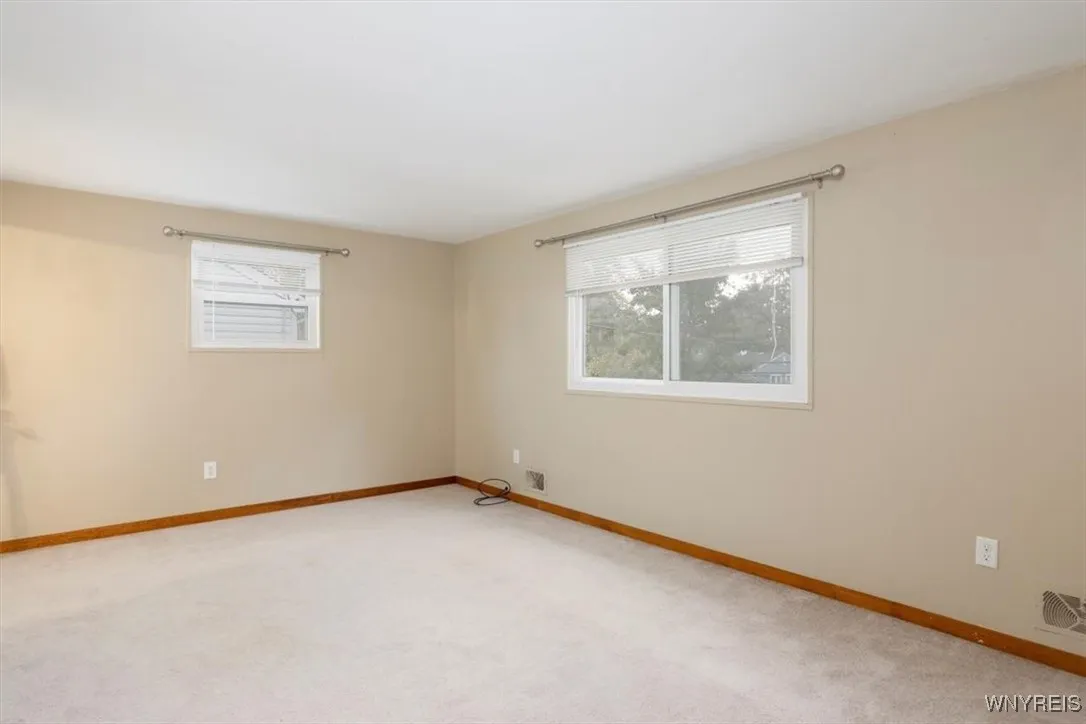424 Springville Avenue, Amherst, New York 14226, Amherst, New York 14226, 4 Bedrooms Bedrooms, ,2 BathroomsBathrooms,Residential,Closed,424 Springville Avenue, Amherst, New York 14226,0,B1572677