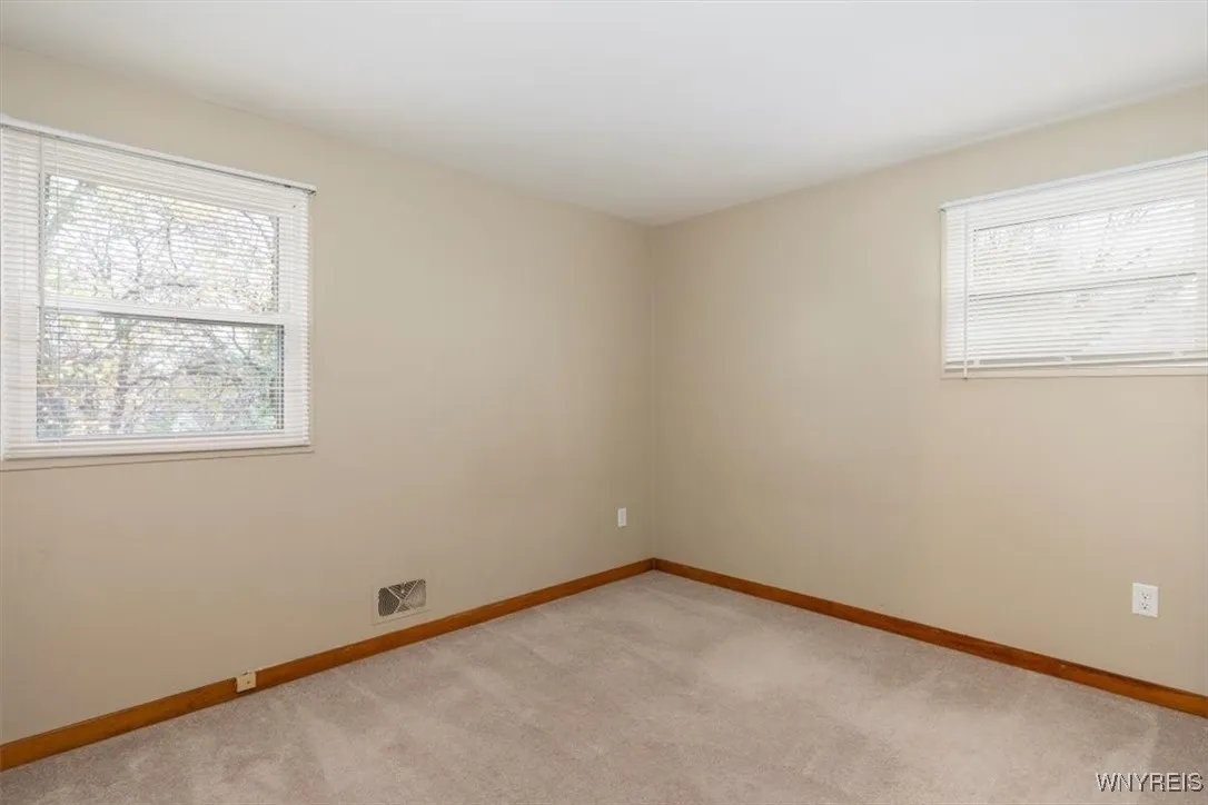 424 Springville Avenue, Amherst, New York 14226, Amherst, New York 14226, 4 Bedrooms Bedrooms, ,2 BathroomsBathrooms,Residential,Closed,424 Springville Avenue, Amherst, New York 14226,0,B1572677