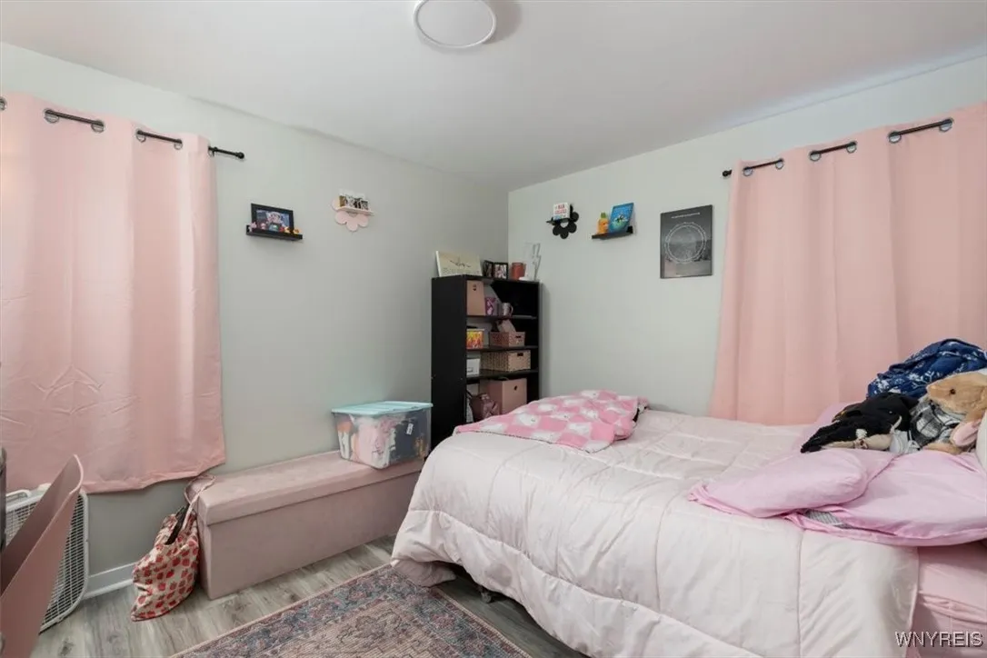 424 Springville Avenue, Amherst, New York 14226, Amherst, New York 14226, 4 Bedrooms Bedrooms, ,2 BathroomsBathrooms,Residential,Closed,424 Springville Avenue, Amherst, New York 14226,0,B1572677
