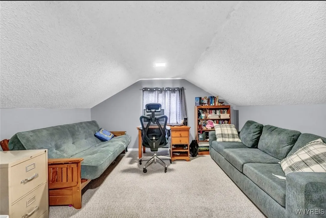 4912 Mount Vernon Boulevard, Hamburg, New York 140, Hamburg, New York 14075, 3 Bedrooms Bedrooms, 5 Rooms Rooms,1 BathroomBathrooms,Residential,Closed,4912 Mount Vernon Boulevard, Hamburg, New York 140,0,B1575128