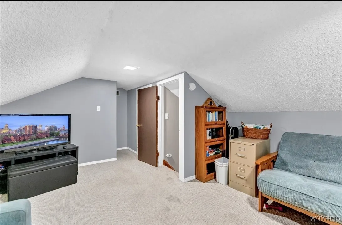 4912 Mount Vernon Boulevard, Hamburg, New York 140, Hamburg, New York 14075, 3 Bedrooms Bedrooms, 5 Rooms Rooms,1 BathroomBathrooms,Residential,Closed,4912 Mount Vernon Boulevard, Hamburg, New York 140,0,B1575128